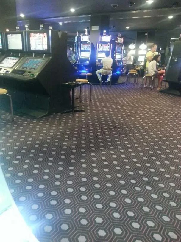 超凡国际科幻老虎机设计